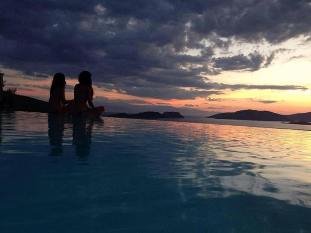 Melolia Estate Apartment Thebes ภายนอก รูปภาพ