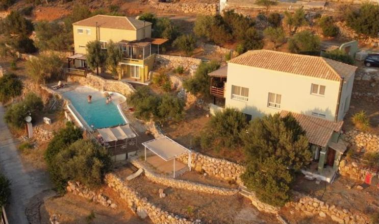 Melolia Estate Apartment Thebes ภายนอก รูปภาพ